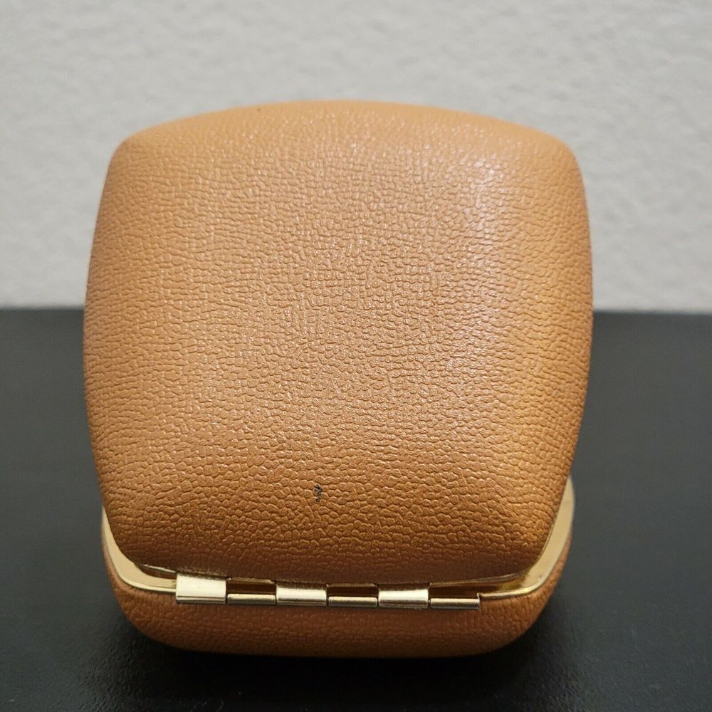 Vintage Linden Tan Clam Shell Leather Case Wind Up Travel Alarm Clock MCM Japan - Picture 5 of 12